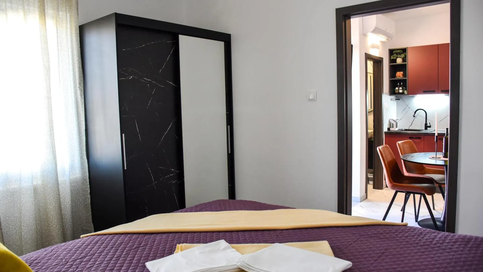 Apartmani Ceko 0*, Selce